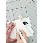 Altenew - Crafter's Essential Bone Folder