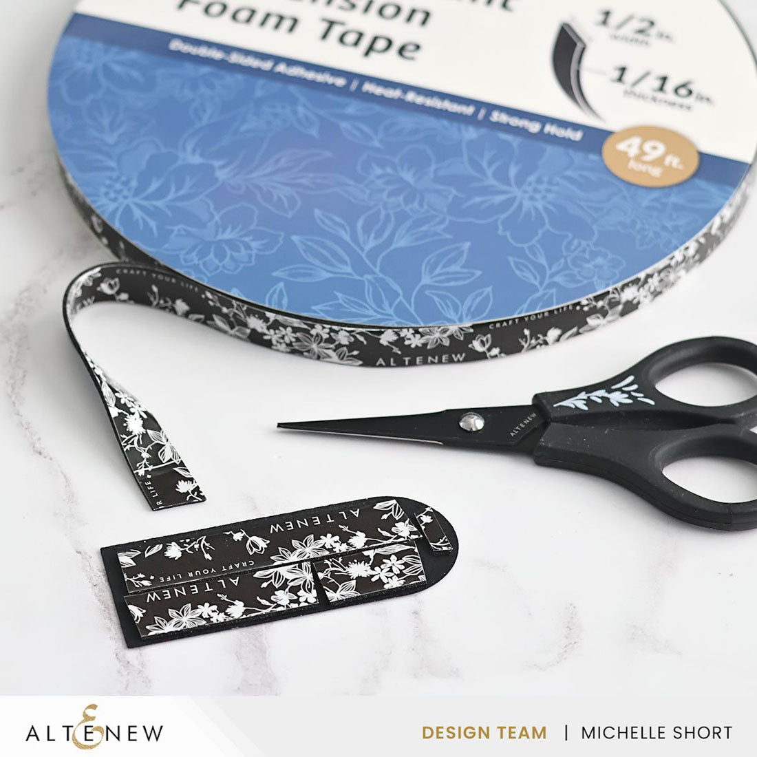 Altenew - Black Instant Dimension Foam Tape - 1/16'' x 1/2'' x 15m