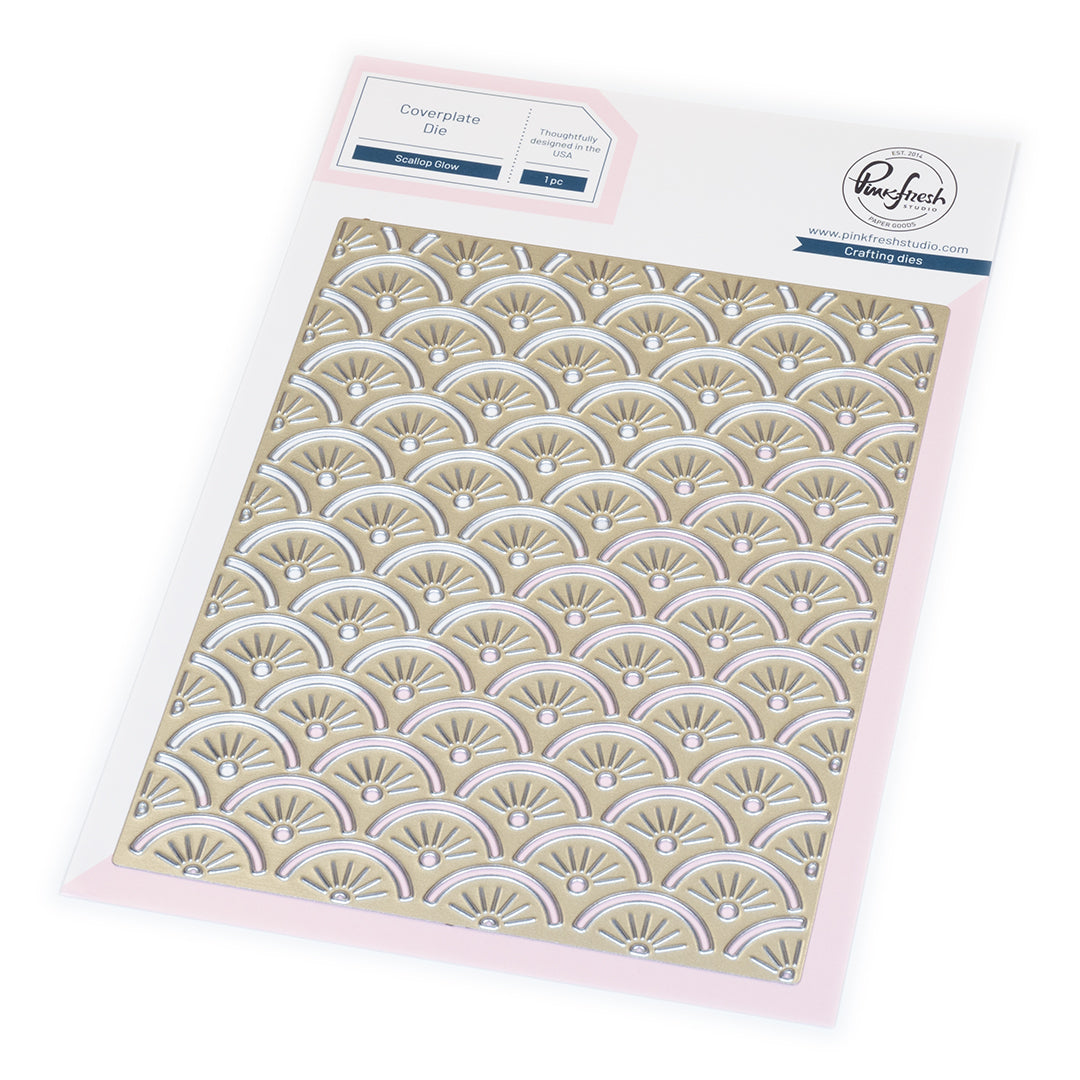 Pinkfresh Studio - Scallop Glow Coverplate Die