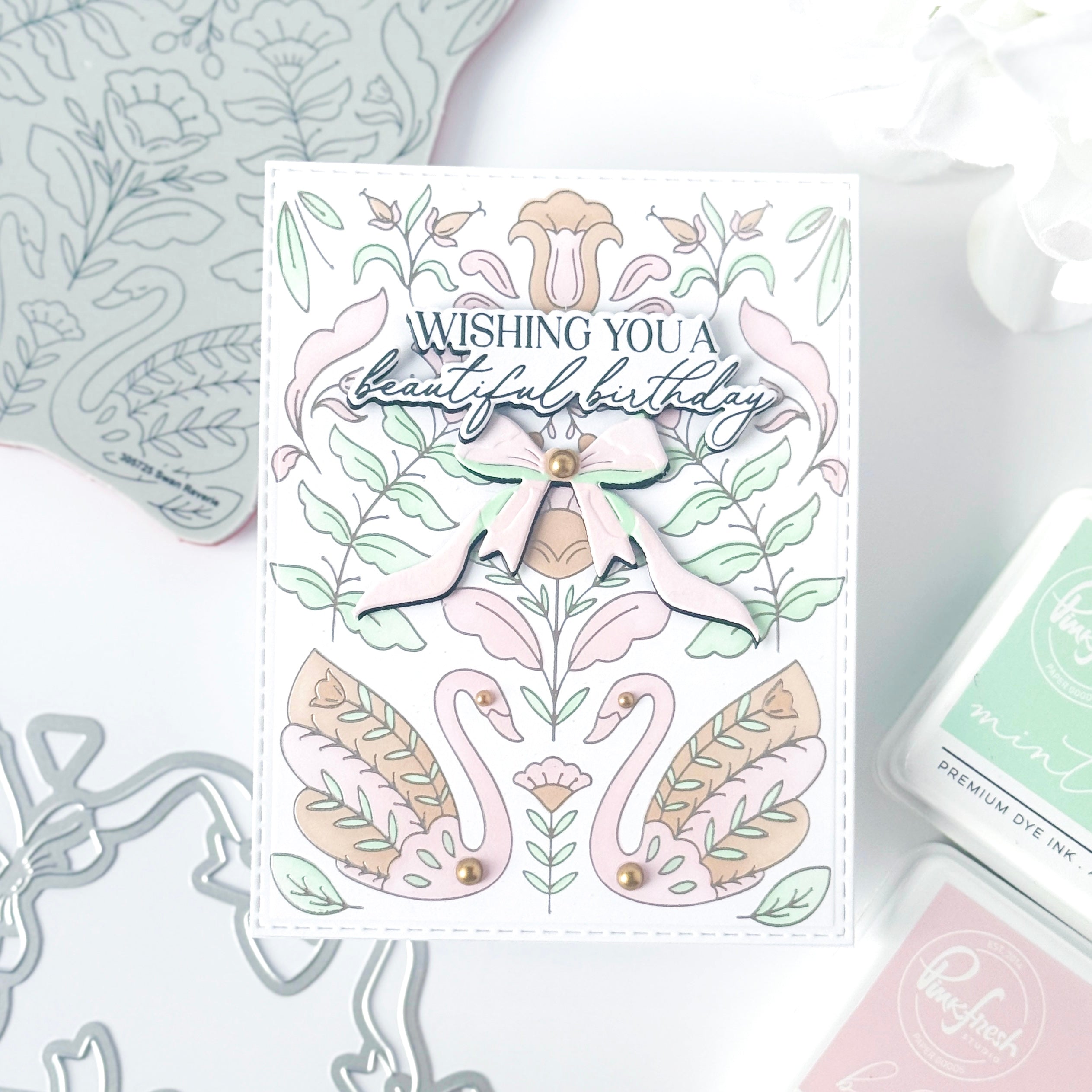 Pinkfresh Studio - Swan Reverie Cling Stamp