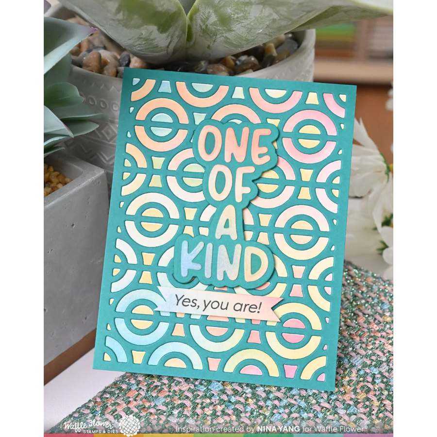 Waffle Flower - Happy Circles Panel Die