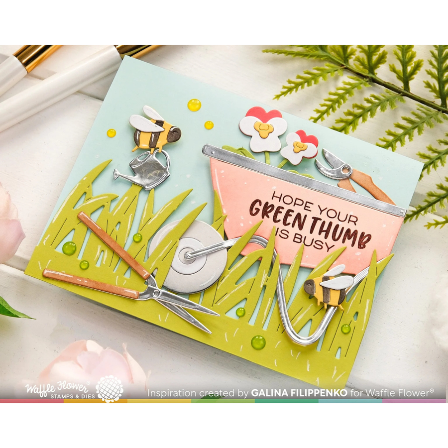 (PRE-ORDER) Waffle Flower - Postage Collage Garden Critters Die