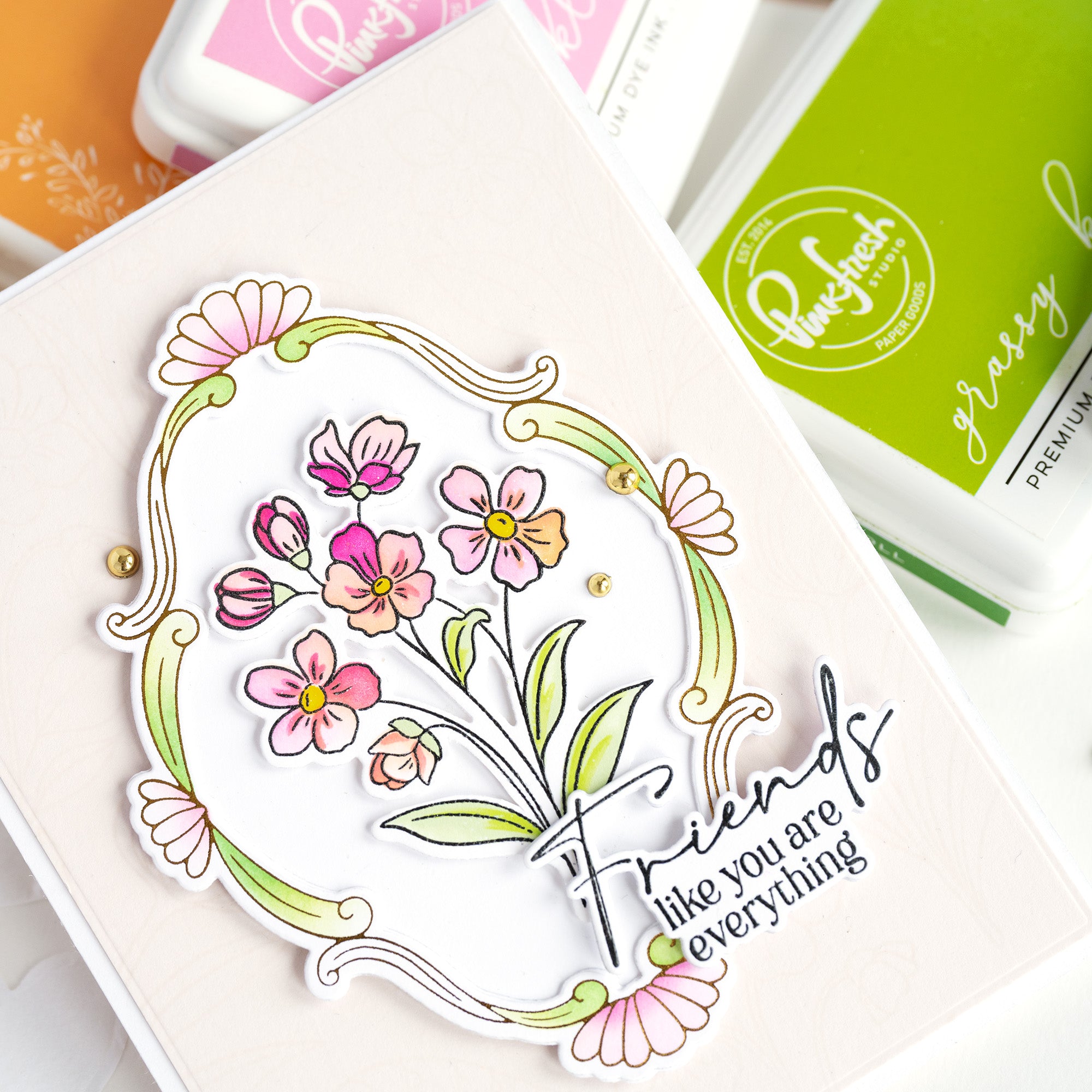 Pinkfresh Studio - Blossom Medallion Stamps