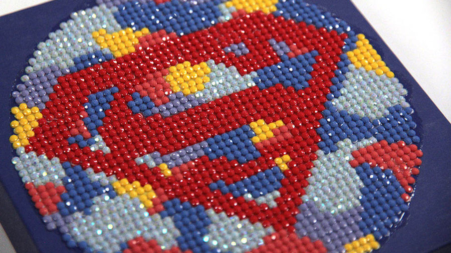 Diamond Dotz® Dotzbox - Superman Symbol (15cm x 15cm)