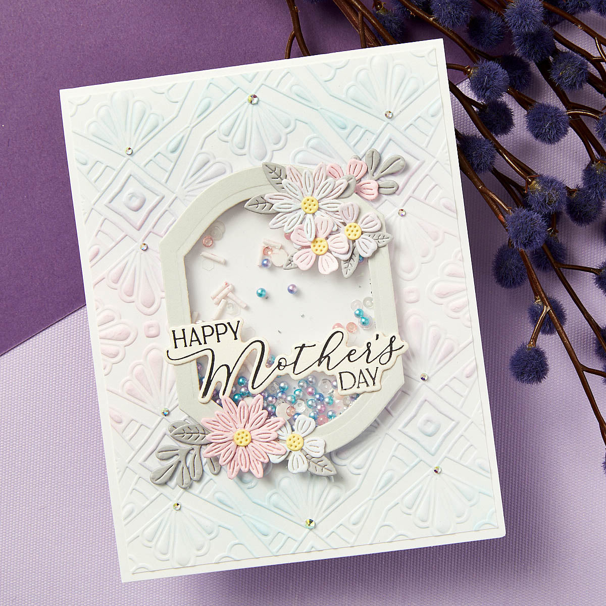 Spellbinders - Luxe Backdrop and Border 3D Emboss & Cut Folder from the Mirrored Arch Collection