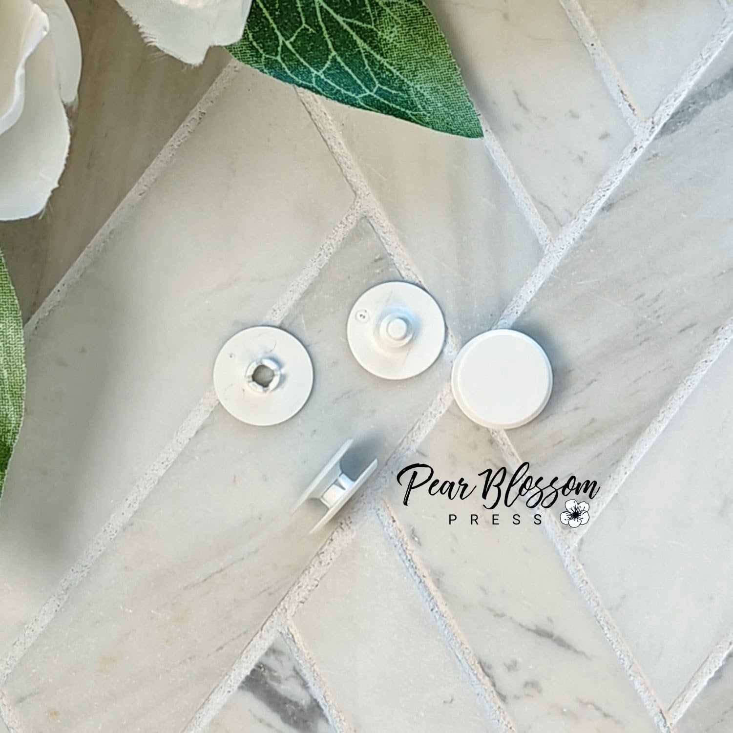 Pear Blossom Press - Snap 'N Spin (10 pairs)