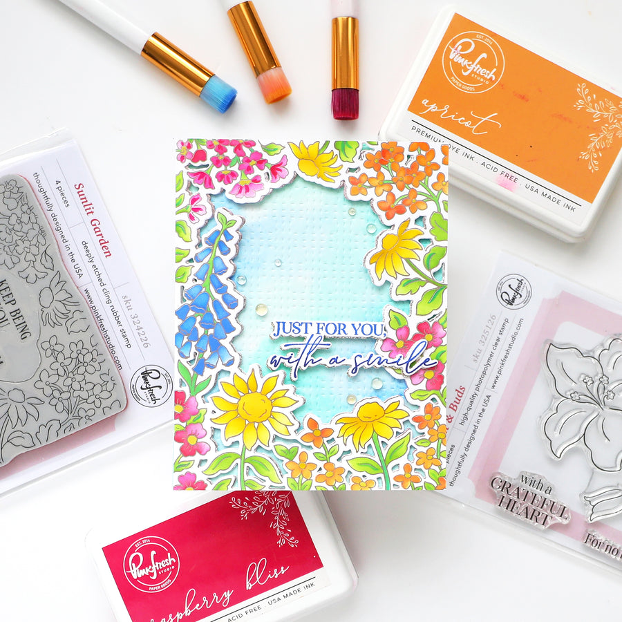 Pinkfresh Studio - Sunlit Garden Stencils