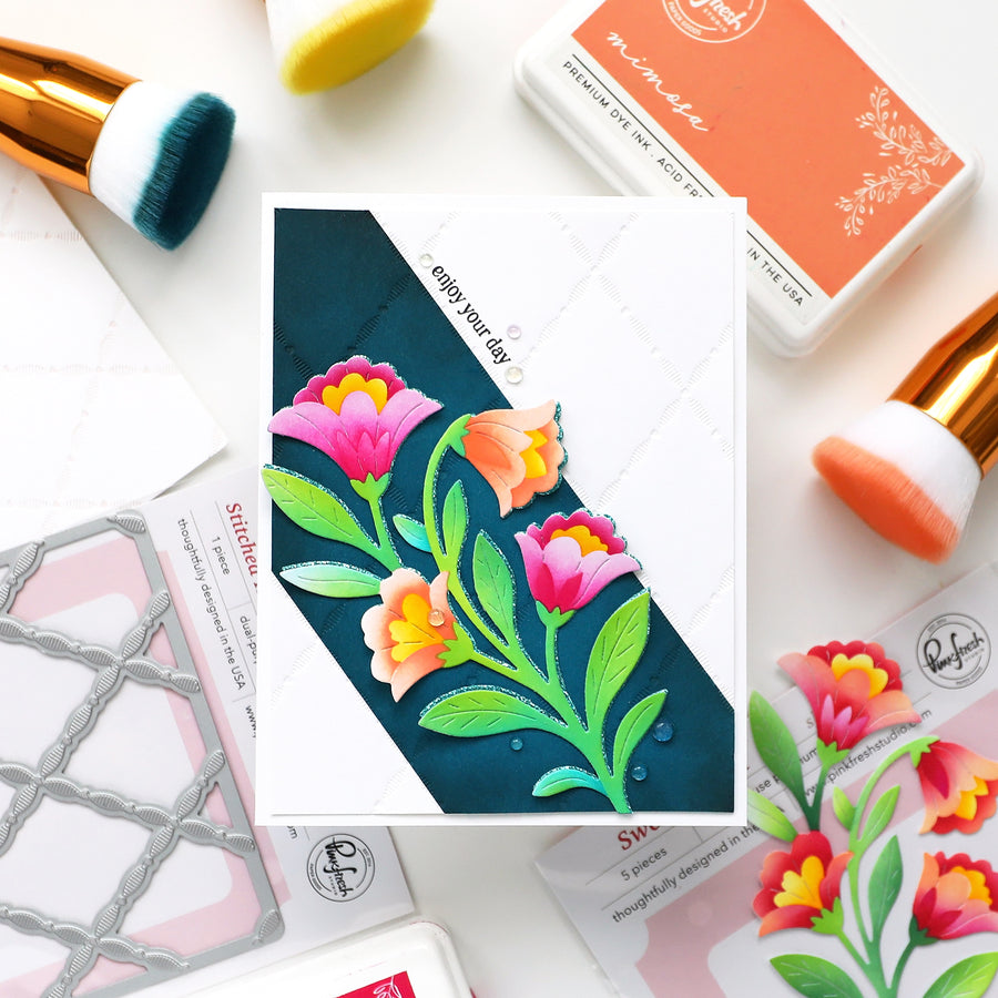 Pinkfresh Studio - Sweet Bloom Stencils