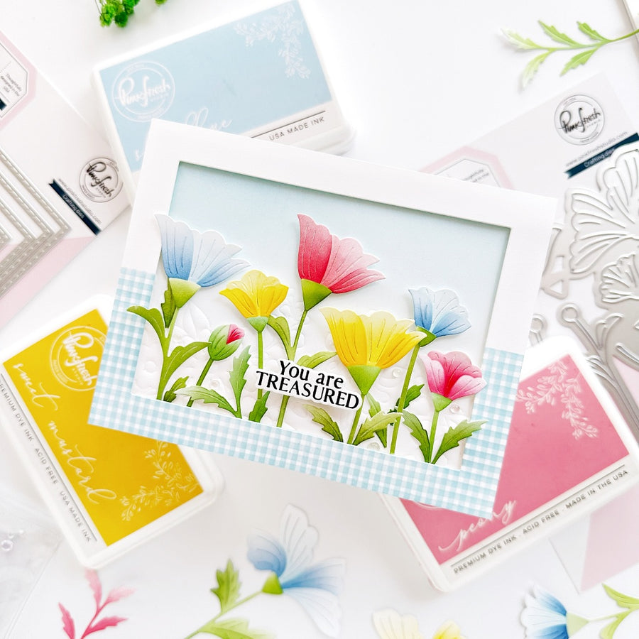 Pinkfresh Studio - Petal Perfection Stencils