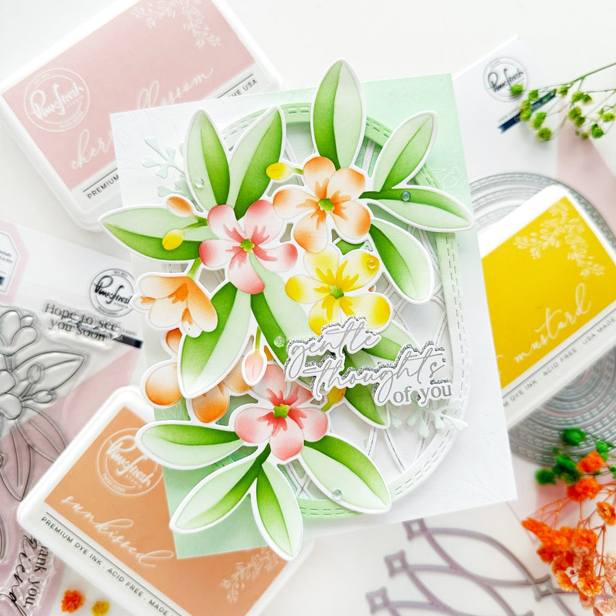 Pinkfresh Studio - Plumeria Stencils