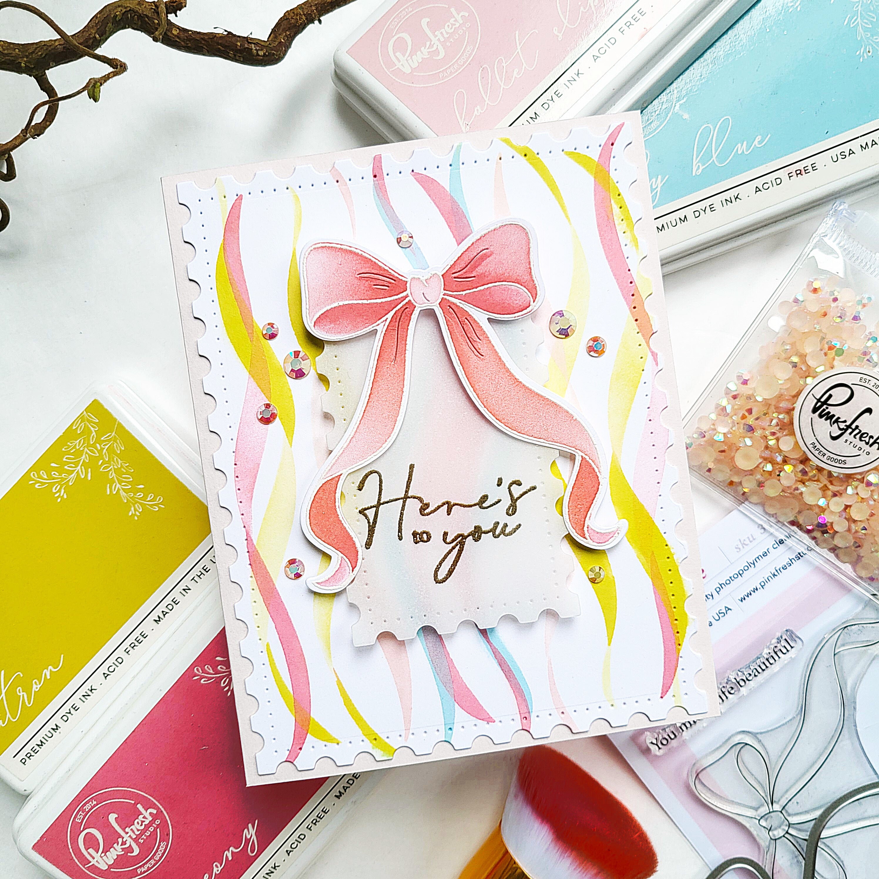 Pinkfresh Studio - Ribbon Cascade Stencils