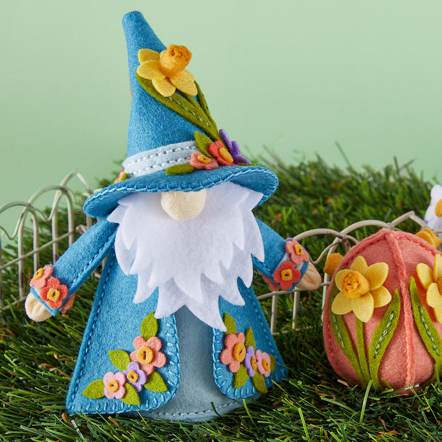 Spellbinders - Spring Embellishments Felt Décor Etched Dies by Sandi MacIver