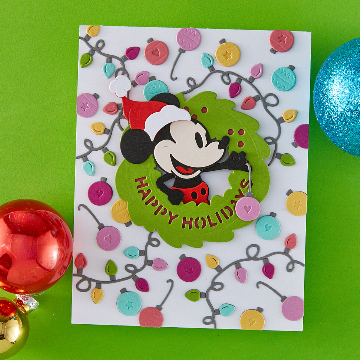 Spellbinders - Classic Mouse Holiday Wreath Etched Dies from the Say Cheese Classic Mouse Christmas Collection