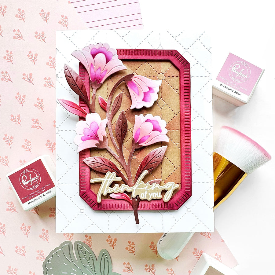 Pinkfresh Studio - Heirloom Patchwork Coverplate Die